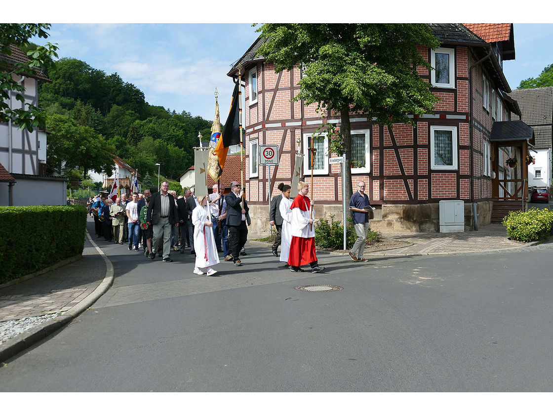 Bittprozession am Pfingstmontag (Foto: Karl-Franz Thiede)